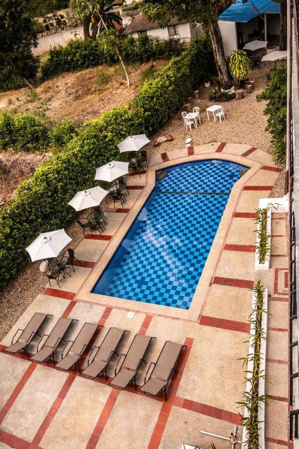 Yuluka Hostel أبولو المظهر الخارجي الصورة