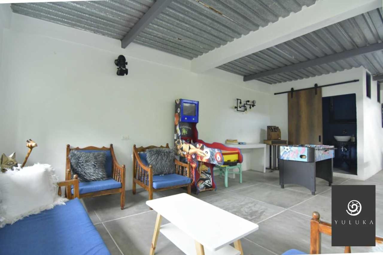 Yuluka Hostel أبولو المظهر الخارجي الصورة