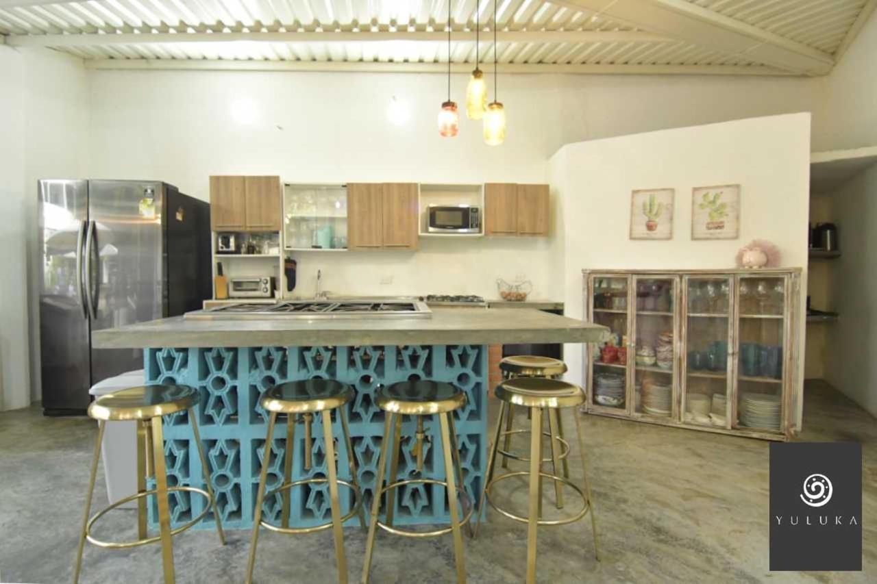 Yuluka Hostel أبولو المظهر الخارجي الصورة