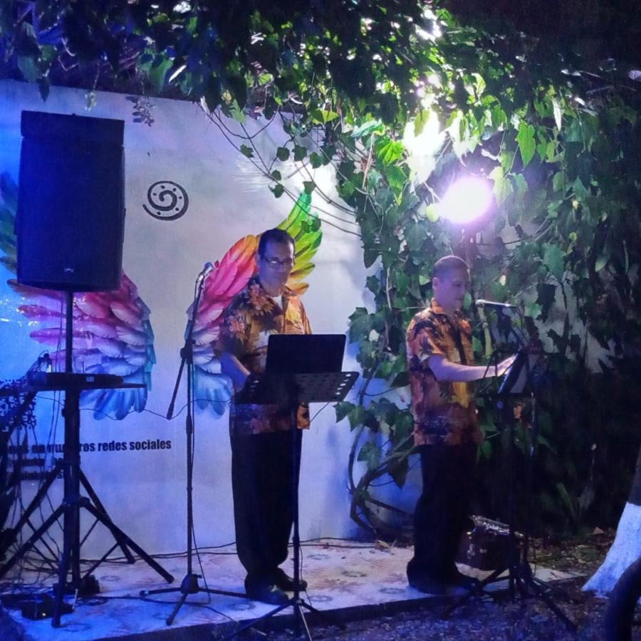 Yuluka Hostel أبولو المظهر الخارجي الصورة